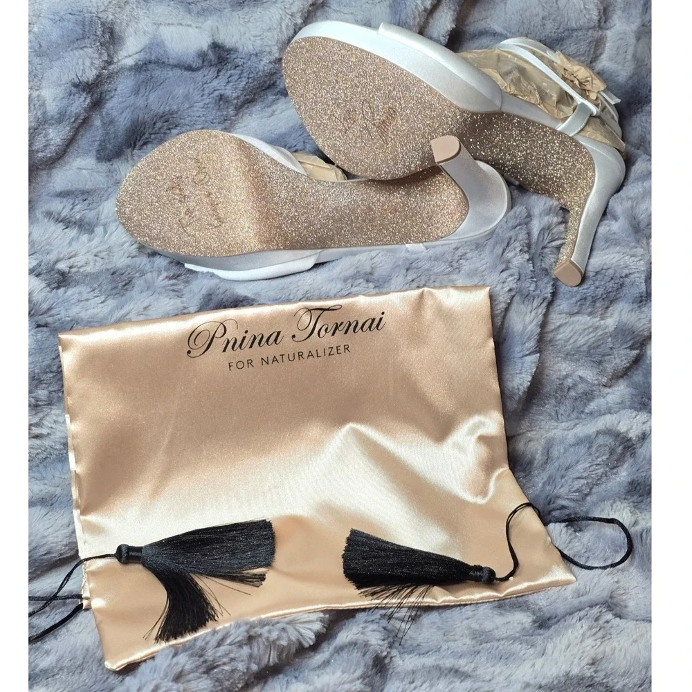 Prina Tornai for Naturalizer nwb prina